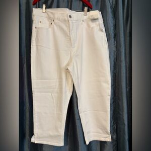 NWT GAP High-Rise White Capri Jeans Sz 34